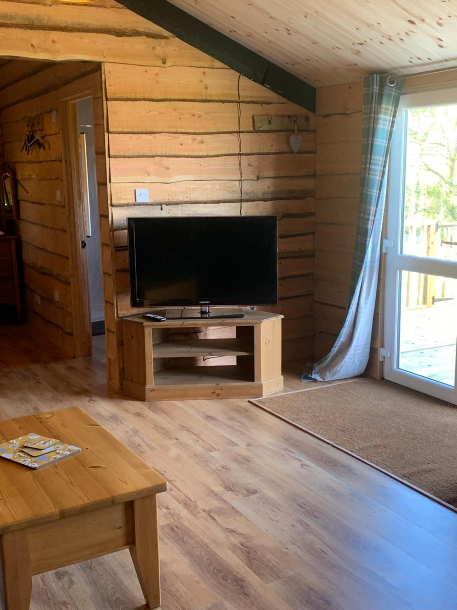 Brook Lodge 2 리스커드 외부 사진